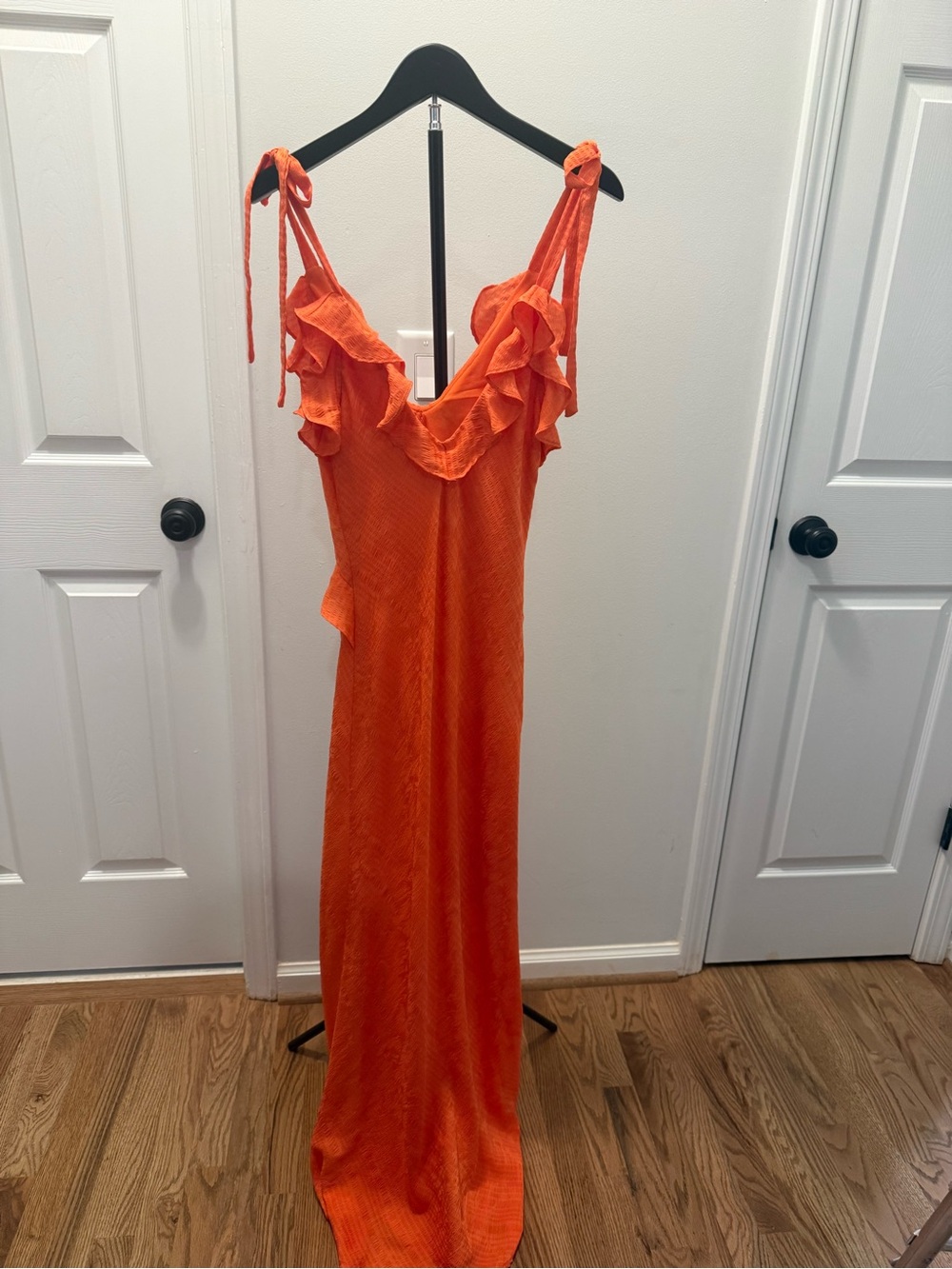 Astr Sorbae Orange Textured Ruffle Dress - Picture 4 of 4